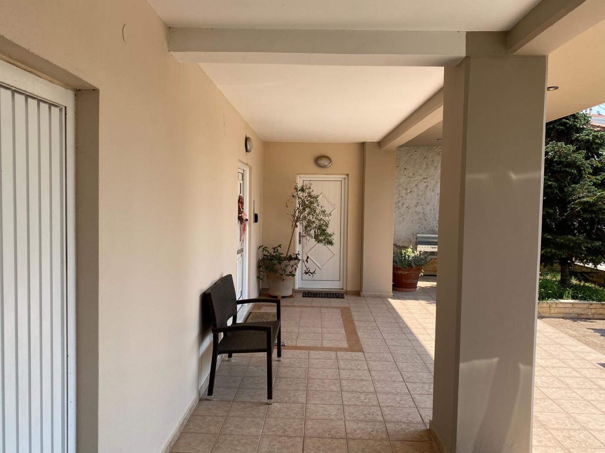 Cozy & Quiet City Apartment Трикала Экстерьер фото