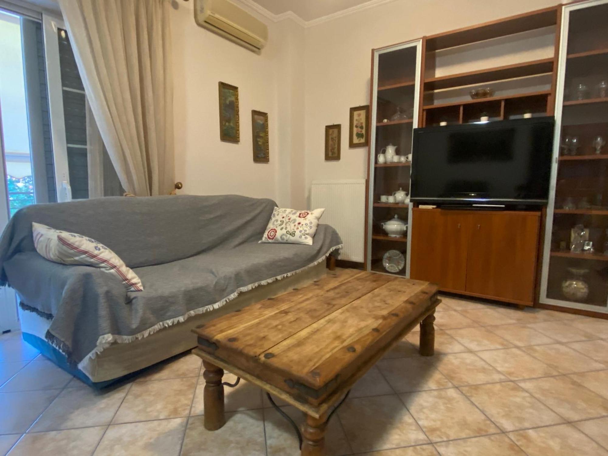 Cozy & Quiet City Apartment Трикала Экстерьер фото