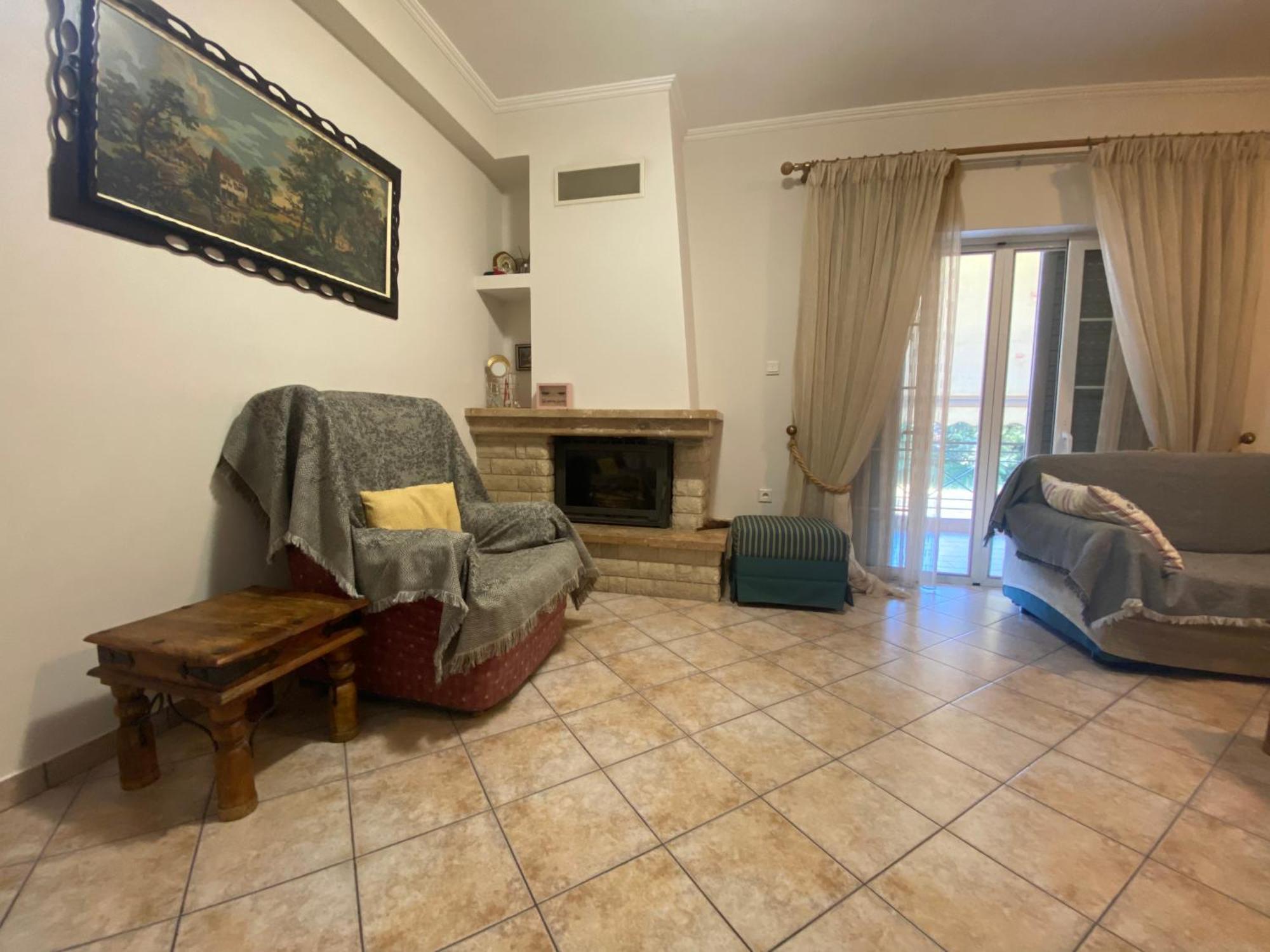 Cozy & Quiet City Apartment Трикала Экстерьер фото