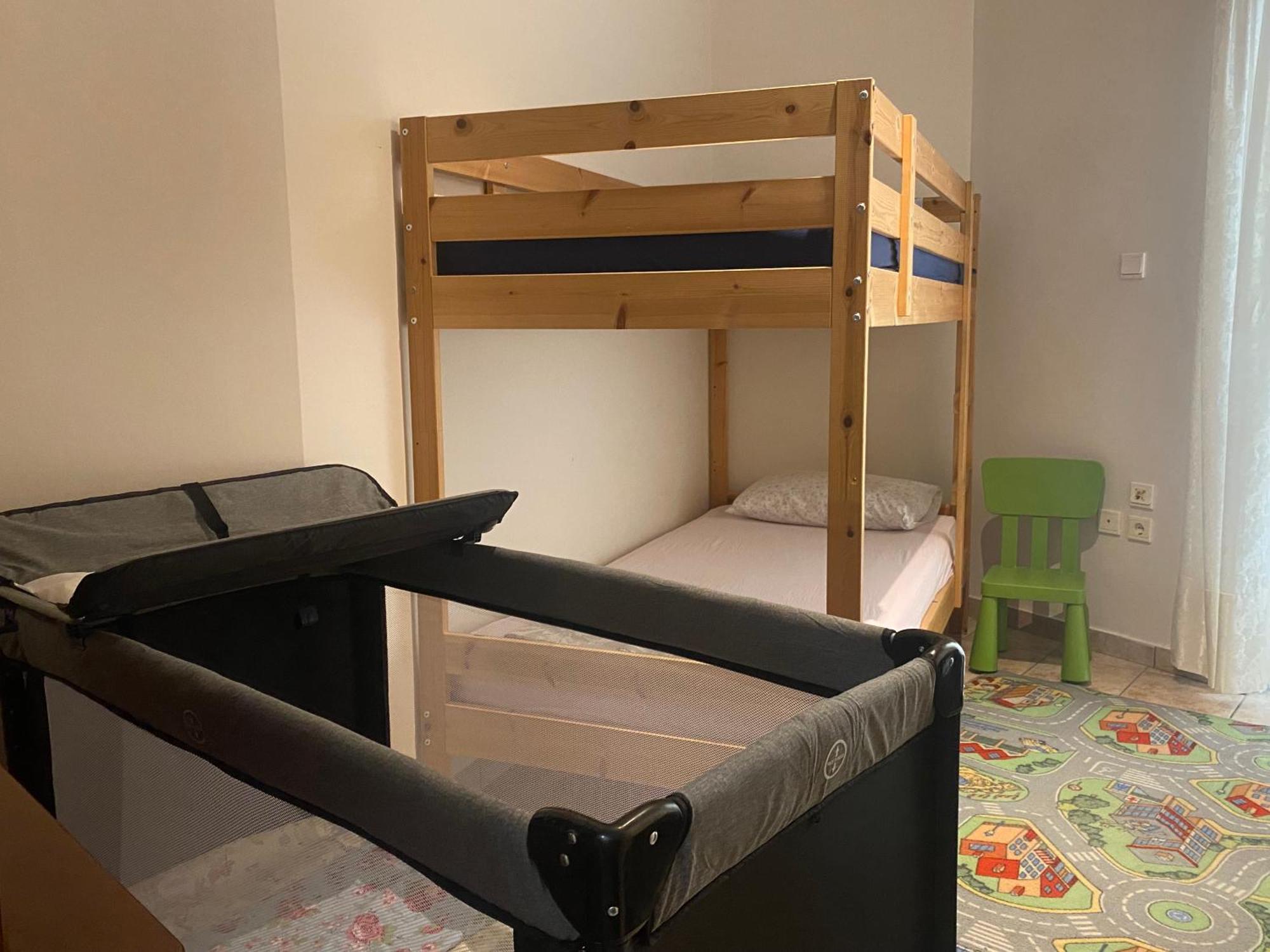 Cozy & Quiet City Apartment Трикала Экстерьер фото